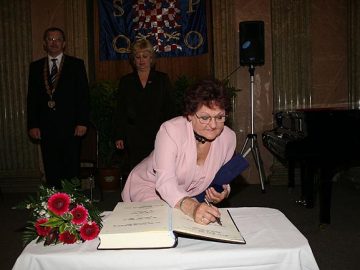 Slavnostní předávání Cen města Olomouce za rok 2005 / fotogalerie / cena-mesta-2005-107