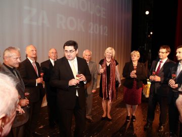 Dalších osm osobností převzalo Ceny města / fotogalerie / cena-mesta-2012-118