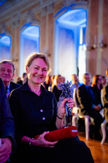 Cenu města získaly čtyři osobnosti a jedna kapela. Počin roku patří hasičům / fotogalerie / 110-cena-mesta-2024
