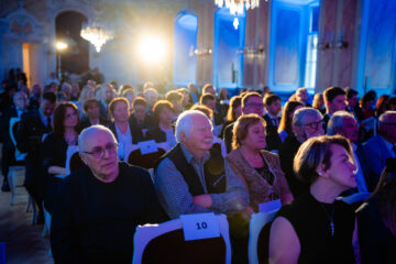 Cenu města získaly čtyři osobnosti a jedna kapela. Počin roku patří hasičům / fotogalerie / 125-cena-mesta-2024